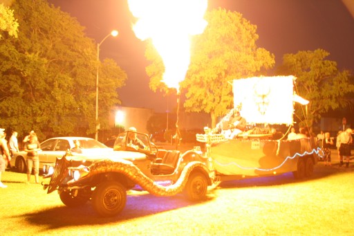 ArtCarSunday2005 024 